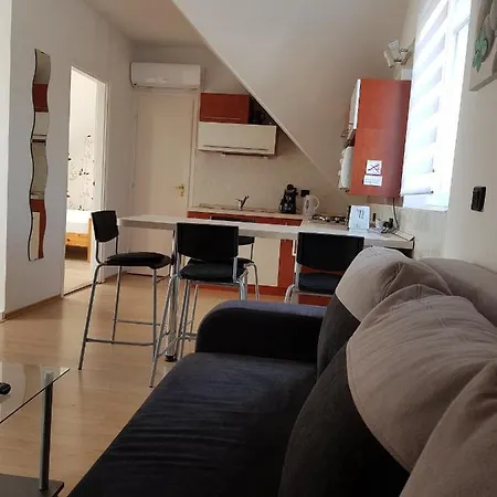 Apartment In 36227 *
