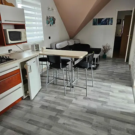 In 36227 Apartamento